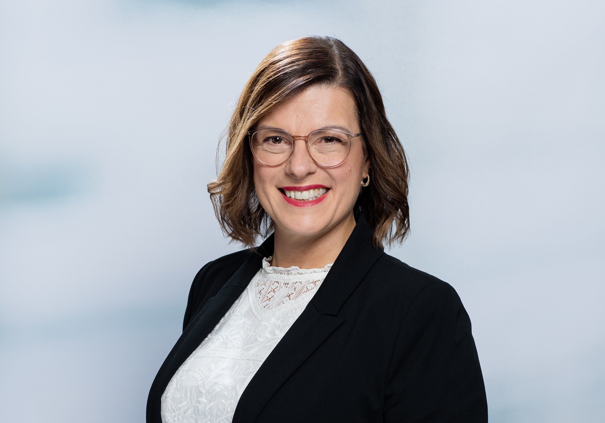 Labor Froreich Portrait Claudia Riedel Außendienst Neu